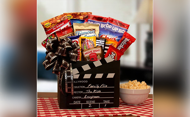 A Cosy Movie Night Box A Cosy Movie Night Box