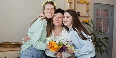 Top 10 Flowers for International Women’s Day_Mobile