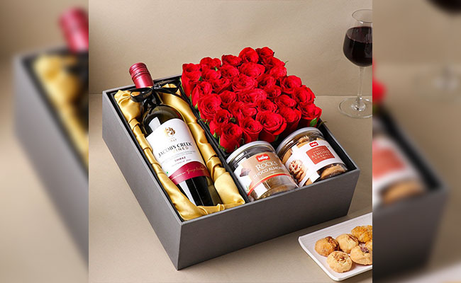 Gourmet Food & Wine Hamper