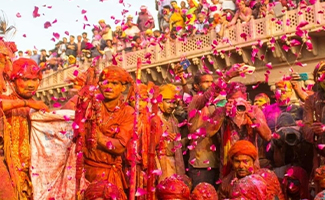 Celebrate Holi with Nature-Inspired Rituals