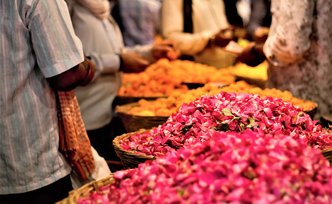 Famous Flower Markets in Mumbai