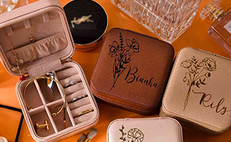 Thoughtful customised gifts for women