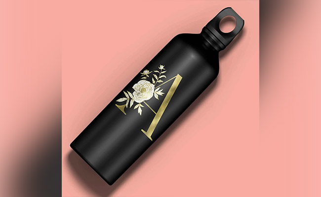 A sipper bottle