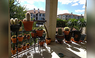Balcony Corners with Height Play