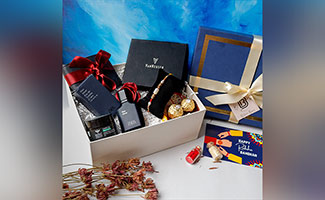 curated Bhaiya Bhabhi Rakhi gifts