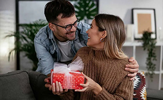 Valentine's Day Gifts Under ₹1000 for Wife
